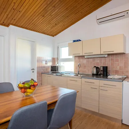 Sunset Holiday3 Apartman