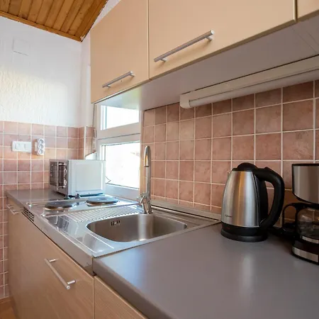 Sunset Holiday3 דירה